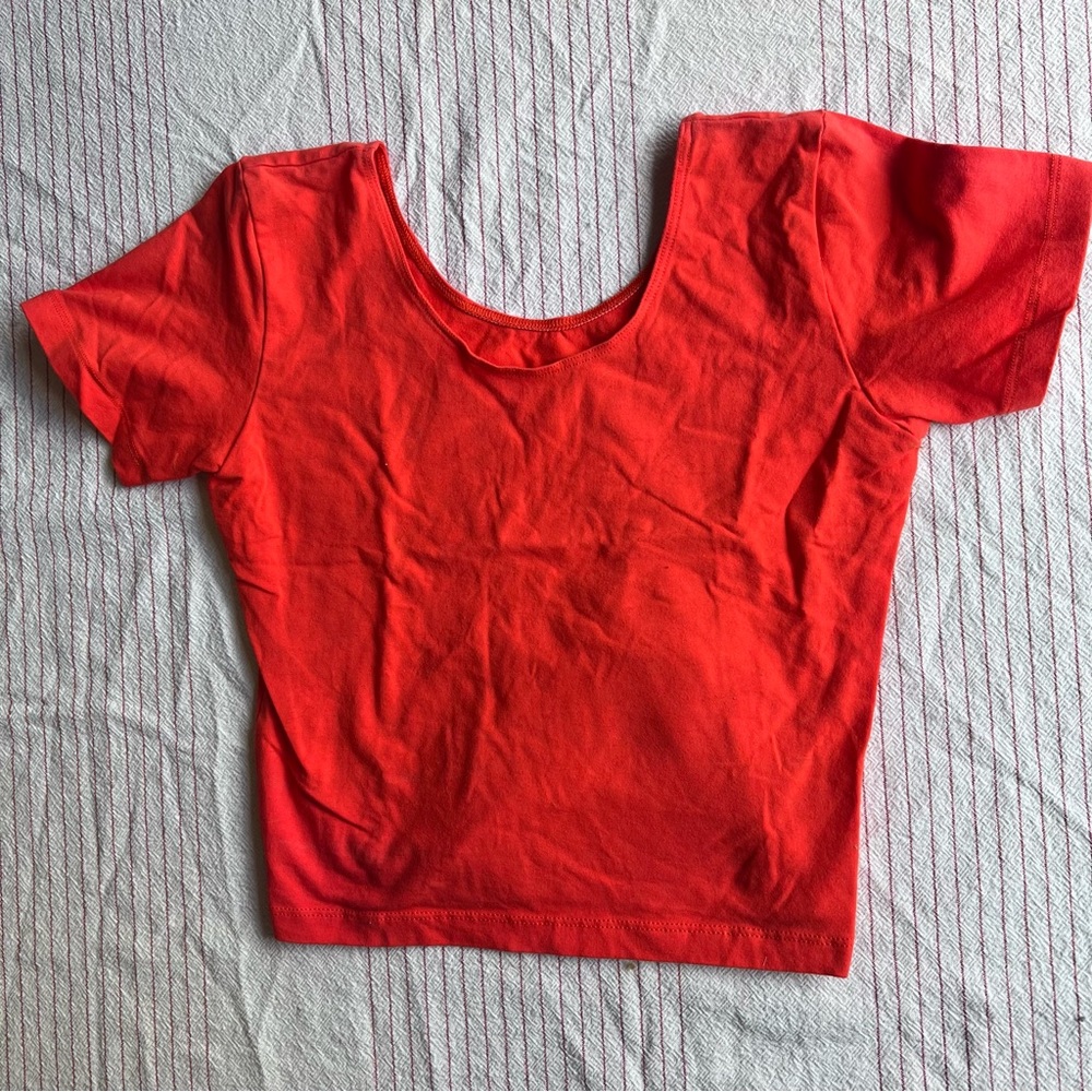 SOLD American Apparel cotton spandex jersey tee - Picture 2 of 4